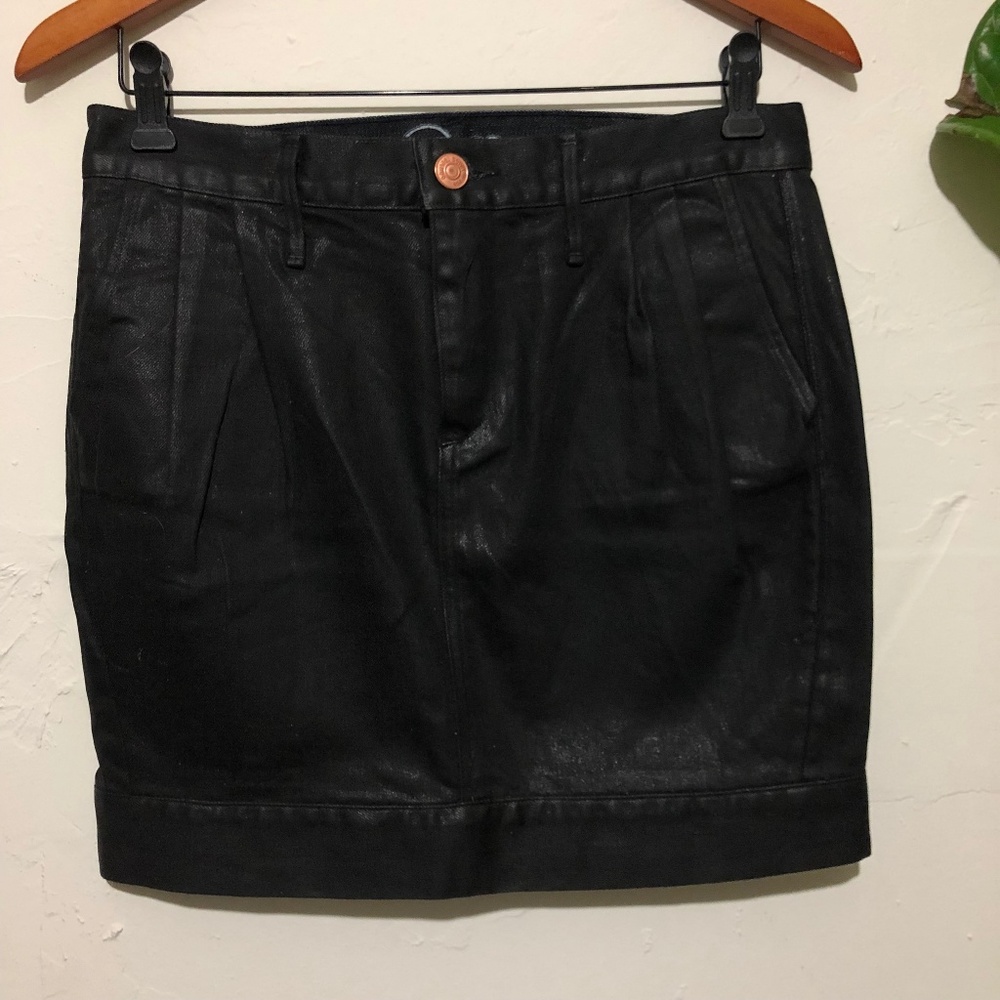 Ernest Sewn Coated Black Denim Mini Skirt Size 27